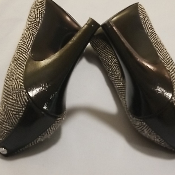 High heels - Picture 4 of 4